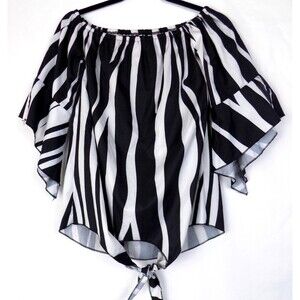Marcelle Margaux Top Medium Zebra Festival Office Boho Chic (BUNDLE PRICE $6)